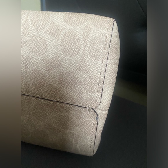 Coach Charlie Bucket shoulder Bag In Signature Canvas - Picture 5 of 17